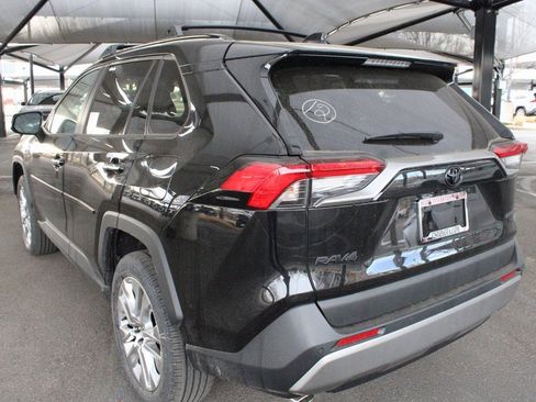 New 2025 Toyota RAV4 Limited image 15