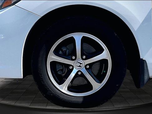 Used 2015 Honda Civic SE image 8