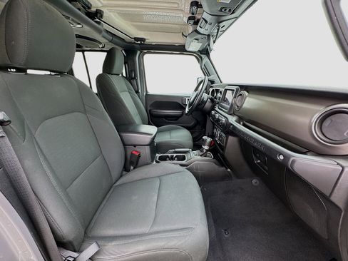 Used 2020 Jeep Wrangler Unlimited Sport S image 19