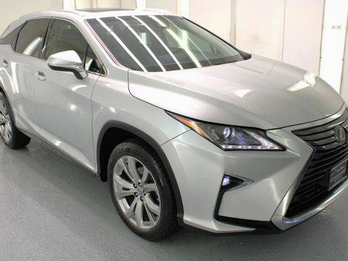 Used 2017 Lexus RX 350 FWD w/ Premium Package image 11