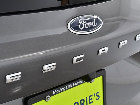 New 2025 Ford Escape SE w/ PHEV Premium Package image 22