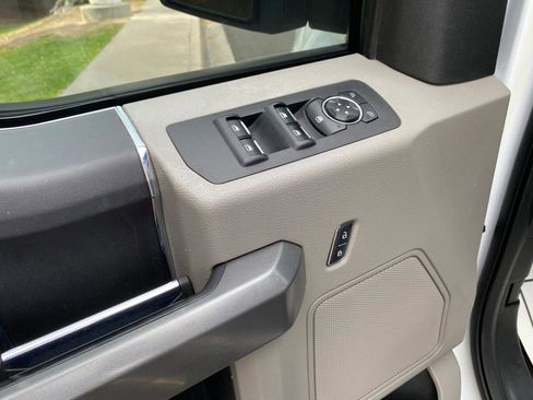 Used 2016 Ford F150 XLT w/ Equipment Group 301A Mid RWD image 24