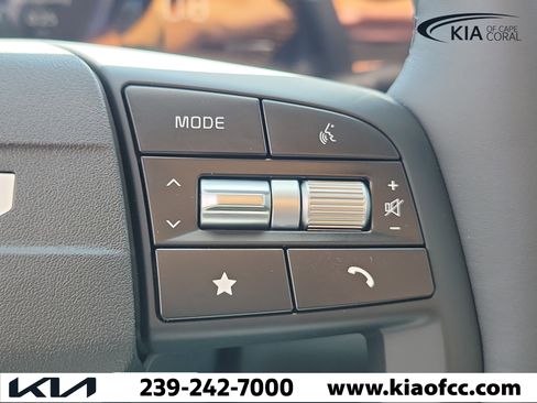 New 2026 Kia Sportage LX w/ LX Convenience Package FWD image 24
