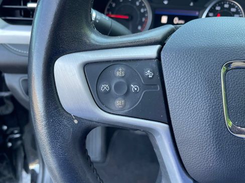 Used 2021 GMC Acadia SLT w/ Elevation Edition FWD image 19
