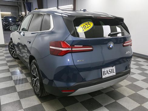 Used 2025 BMW X3 xDrive30i w/ Premium Package AWD/4WD image 9