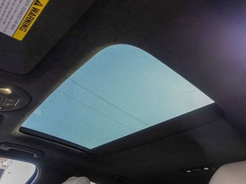 Used 2022 Genesis G70 3.3T image 24