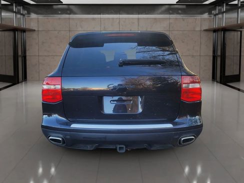 Used 2009 Porsche Cayenne image 4
