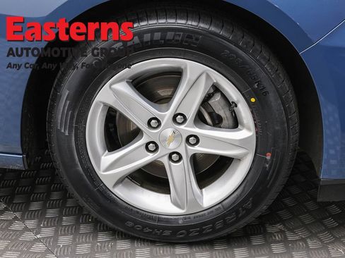 Used 2024 Chevrolet Malibu LS FWD image 30
