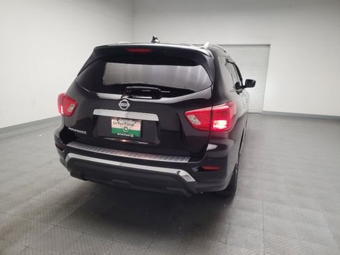 Used 2020 Nissan Pathfinder S FWD image 7