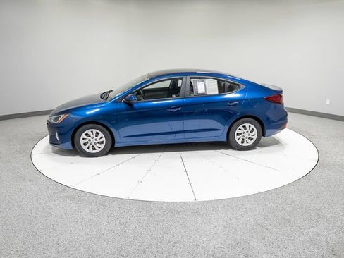 Used 2019 Hyundai Elantra SE FWD image 31
