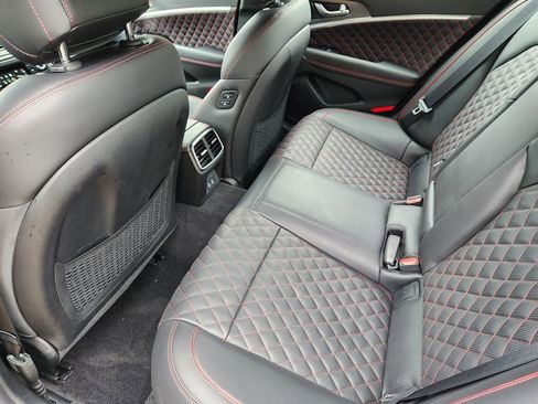 Used 2025 Genesis G70 3.3T Advanced w/ Sport Prestige Package image 29