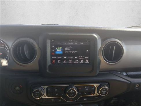 Used 2020 Jeep Gladiator Sport w/ Quick Order Package 24S AWD/4WD image 11