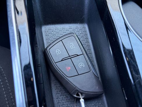 Used 2025 Chevrolet Equinox LT FWD image 22