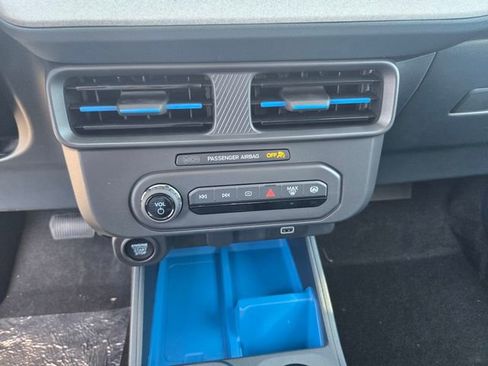 New 2026 Ford Maverick XLT w/ XLT Luxury Package image 18