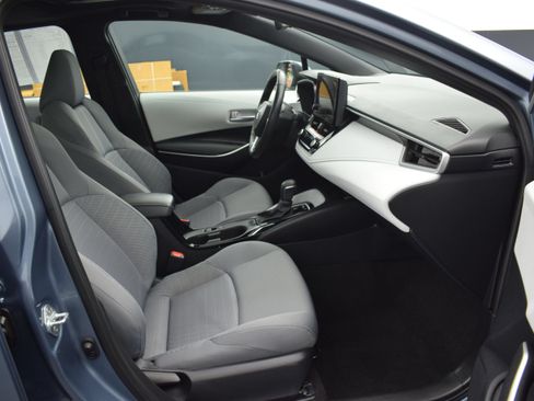 Used 2024 Toyota Corolla SE w/ SE Premium Package FWD image 10