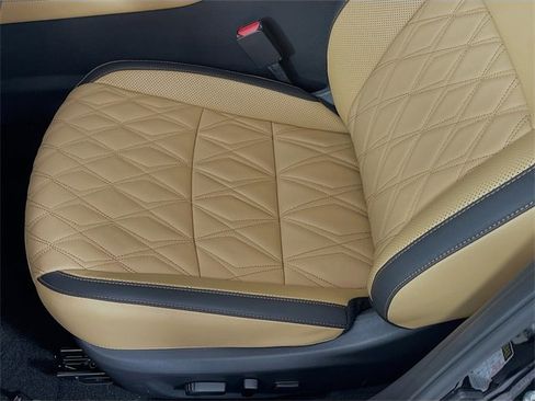 New 2025 Nissan Sentra SV w/ SV Premium Package image 17