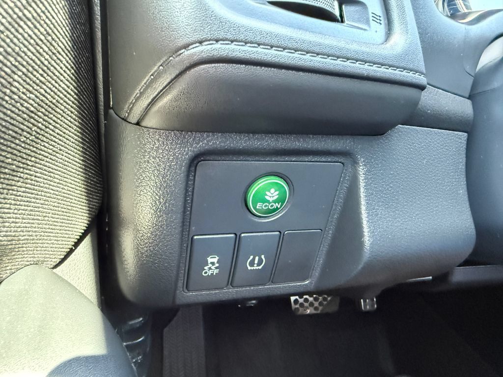 Used 2021 Honda HR-V Sport image 25