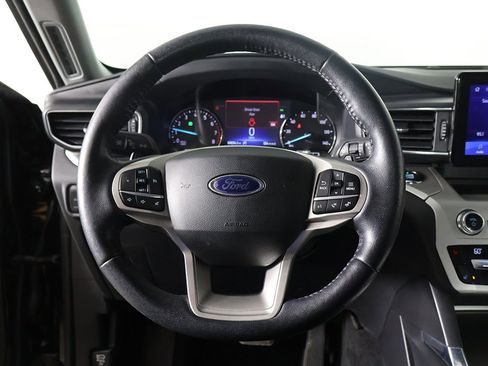 Used 2020 Ford Explorer XLT w/ Equipment Group 202A image 39