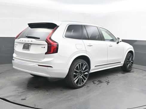 New 2026 Volvo XC90 B6 Plus w/ Protection Package Premier AWD/4WD image 7