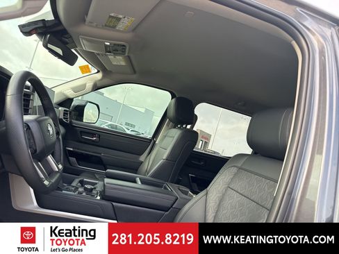 Certified 2024 Toyota Tundra Limited w/ Power Package image 18