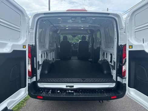 New 2025 Ford Transit 250 Low Roof image 38