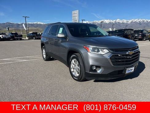 Used 2021 Chevrolet Traverse LT AWD/4WD image 1