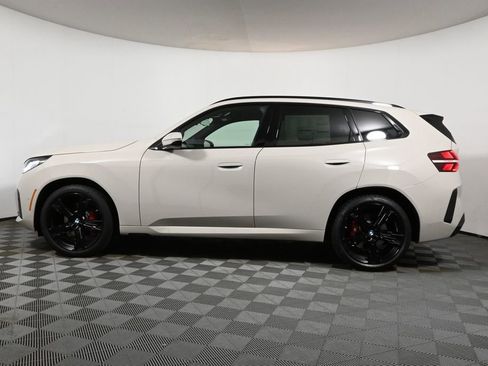 Used 2025 BMW X3 xDrive30i w/ Premium Package image 2