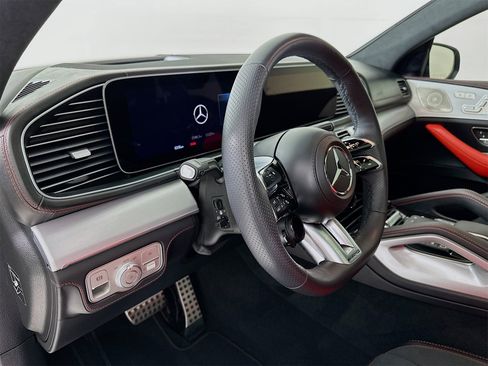 Used 2025 Mercedes-Benz GLE 63 AMG S image 10