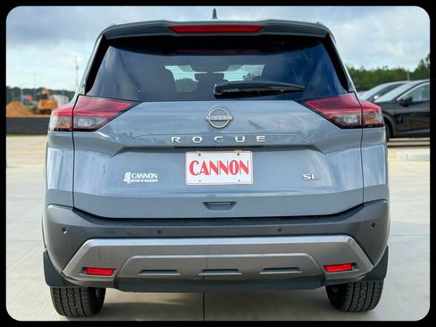 Used 2023 Nissan Rogue SL w/ SL Premium Package image 15
