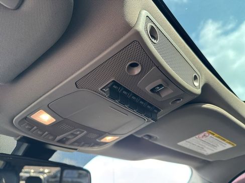 Used 2017 Ford F350 Lariat w/ Lariat Ultimate Package image 32