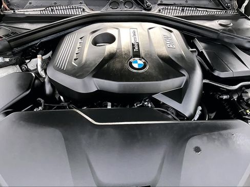 Used 2018 BMW 230i Convertible image 31