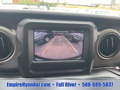Used 2019 Jeep Wrangler Unlimited Sport S AWD/4WD image 22