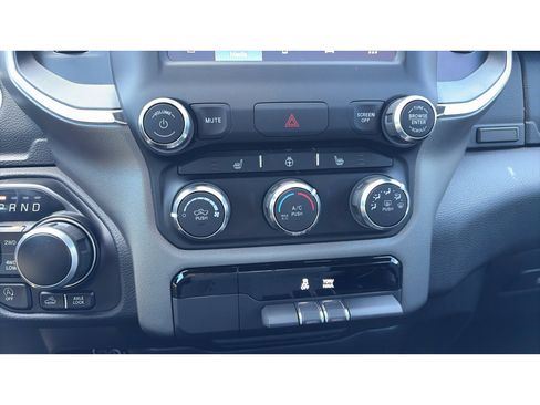 Used 2024 RAM 1500 Big Horn AWD/4WD image 16
