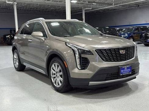 Used 2020 Cadillac XT4 Premium Luxury w/ Cold Weather Package image 2