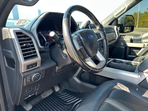 Used 2021 Ford F250 Platinum image 19