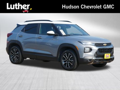 Used 2023 Chevrolet TrailBlazer ACTIV w/ Sun and Liftgate Package AWD/4WD image 1