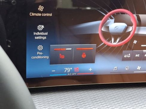 Used 2025 BMW i4 xDrive40i w/ Driving Assistance Package image 25