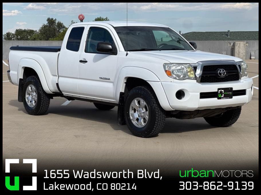 Used 2011 Toyota Tacoma 4x4 Access Cab w/ SR5 Pkg #2 image 1
