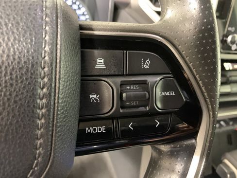 Used 2022 Toyota Tundra SR5 image 9