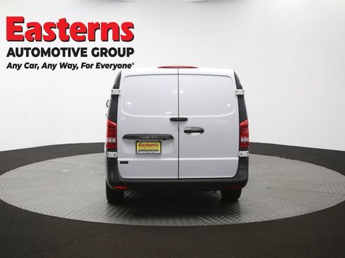 Used 2023 Mercedes-Benz Metris image 62