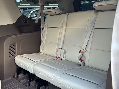 Used 2021 GMC Yukon XL Denali AWD/4WD image 21