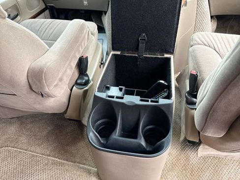 Used 2005 Ford E-150 and Econoline 150 image 20