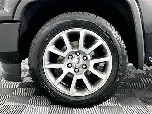 Used 2016 GMC Sierra 1500 Denali w/ Enhanced Driver Alert Package AWD/4WD image 8