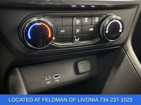 Used 2024 Buick Encore GX Preferred image 17