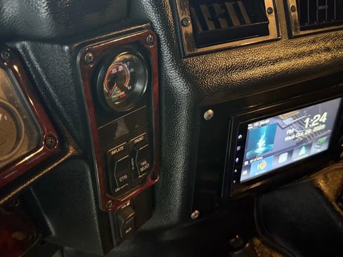 Used 2002 HUMMER H1 4-Door Wagon image 35