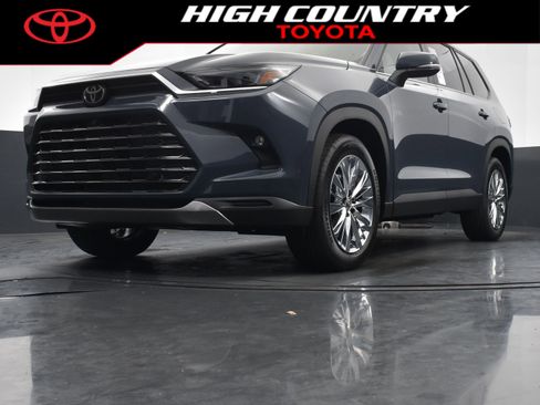 New 2026 Toyota Grand Highlander Platinum image 35