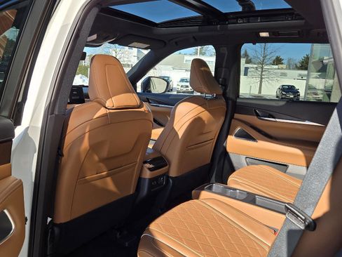 Certified 2025 INFINITI QX60 Autograph w/ Cargo Package image 23