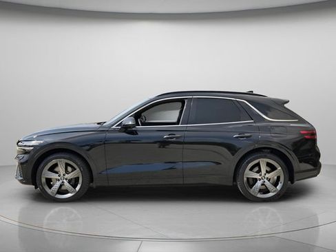Used 2023 Genesis GV70 2.5T w/ Sport Prestige Package AWD/4WD image 3