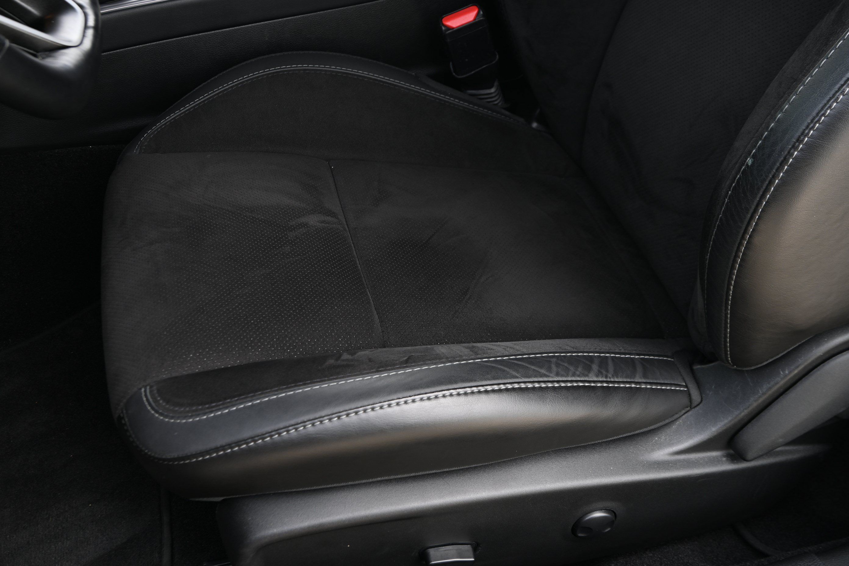 Used 2023 Dodge Challenger R/T Scat Pack RWD image 24