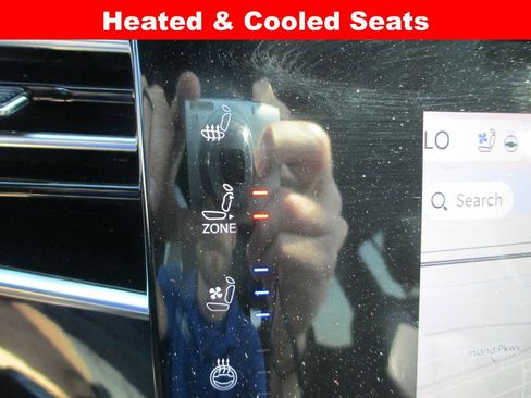 Used 2022 Jeep Wagoneer Series III image 17